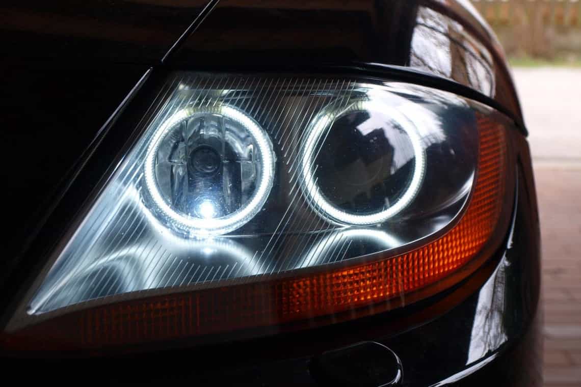 Angel Eyes am BMW Z4 E85 verbauen