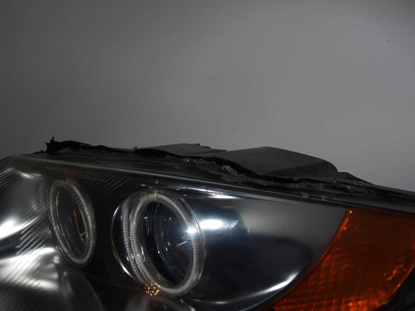 BMW Z4 Scheinwerfer: Kleber trocknen lassen